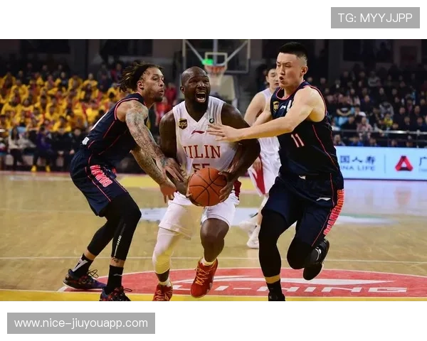 篮球职业联赛竞争格局日益激烈，篮球职业联赛规则