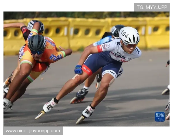 轮滑锦标赛：青春动感掀起速度狂潮，轮滑集锦